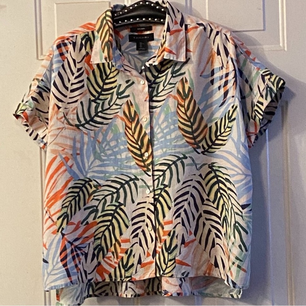 Tahari 100% linen palm shirt